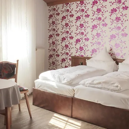 B&B Weinhaus Zum Josefshof 3*