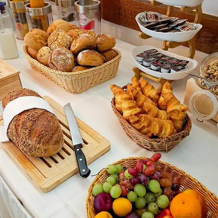 Bed & Breakfast Zum Josefshof Graach