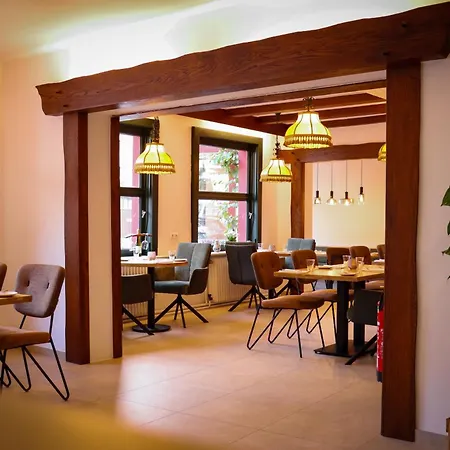 Weinhaus Zum Josefshof B&B