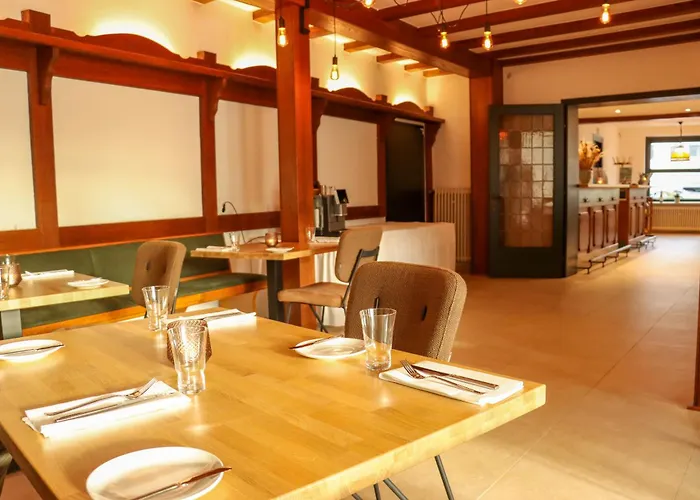 Zum Josefshof Alojamento de Acomodação e Pequeno-almoço 3*